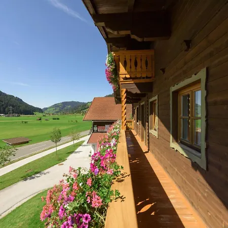 Haus Tanja 公寓 *
